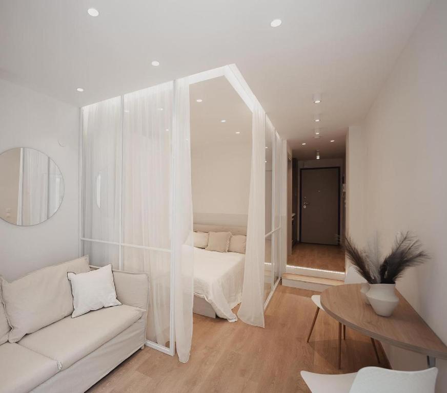 V1 Boutique Rooms, Nilie Hospitality Mgmt Солун Екстериор снимка