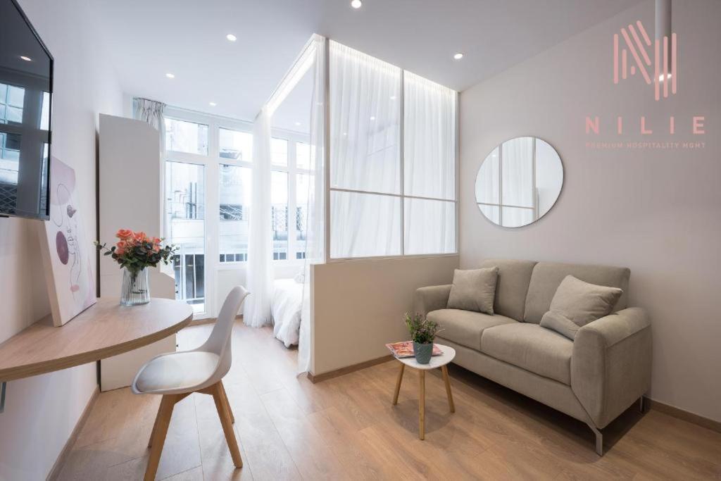 V1 Boutique Rooms, Nilie Hospitality Mgmt Солун Екстериор снимка